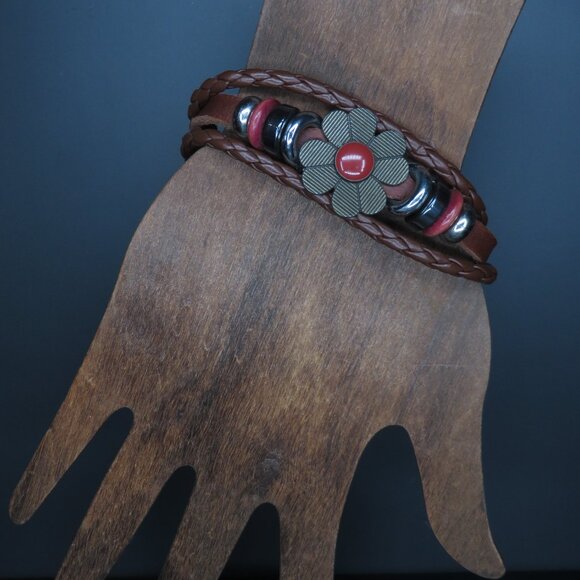 Leather Flower and Beaded Bracelet - Picture 4 of 4
